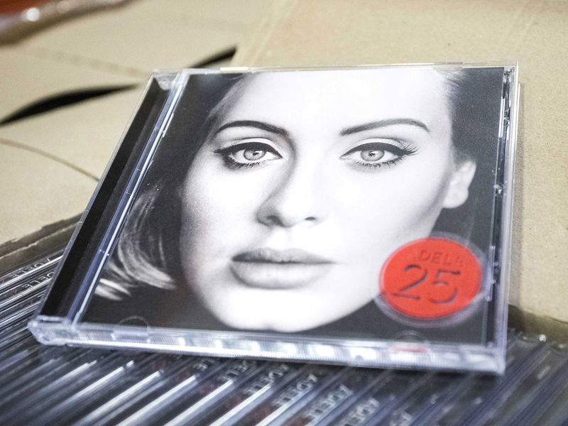17_Adele_s 25 double platinum in 72 hours